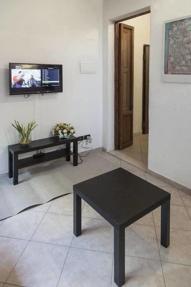 La Corte Di Piero Apartment Firenze Bagian luar foto